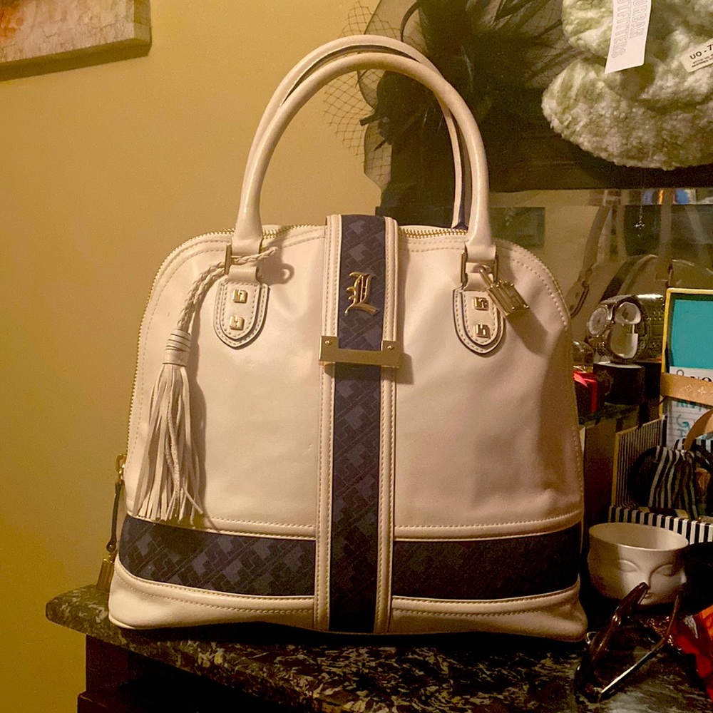 L.A.M.B. white bag ⭐️free LAMB watch with purchase⭐️